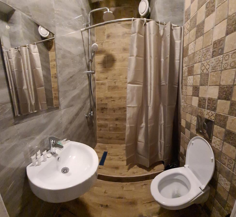 Riverside Boutique Hotel Almaty Bagian luar foto