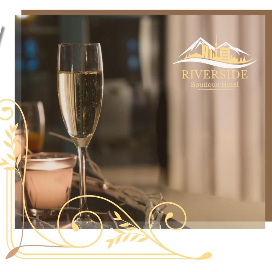 Riverside Boutique Hotel Almaty Bagian luar foto
